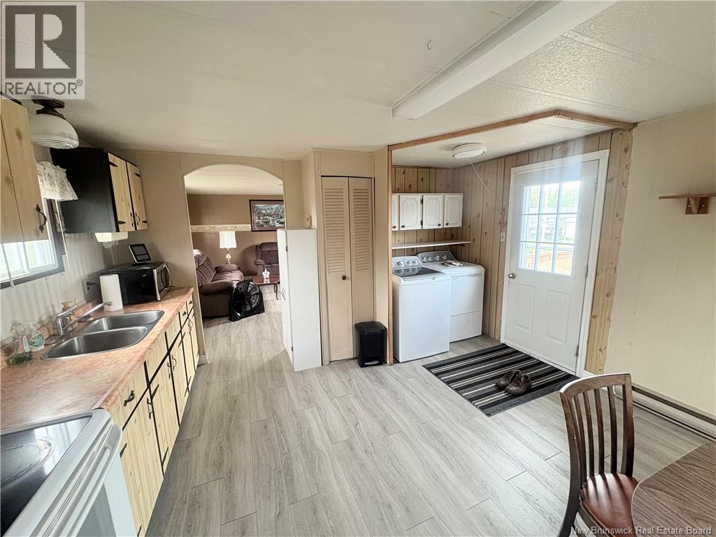 2 Allen Avenue, Musquash, New Brunswick  E5J 2G5 - Photo 10 - NB125447
