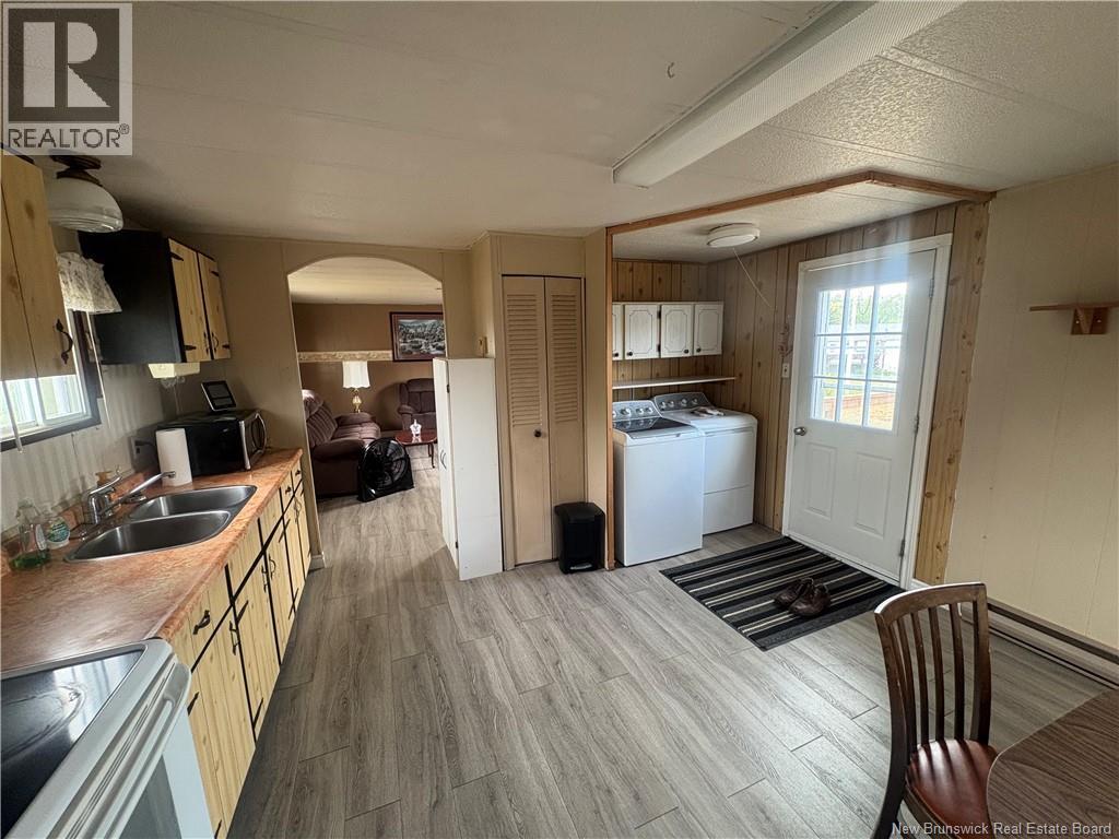 2 Allen Avenue, Musquash, New Brunswick  E5J 2G5 - Photo 11 - NB125447