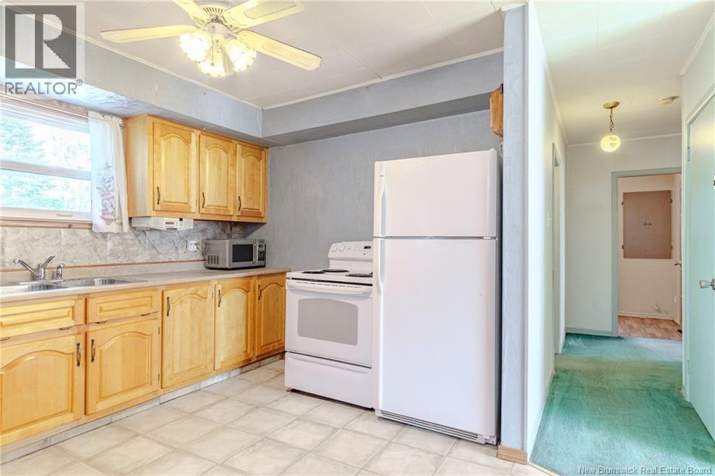 81 Broadway Avenue, Saint John, New Brunswick  E2H 1Z9 - Photo 12 - NB125639