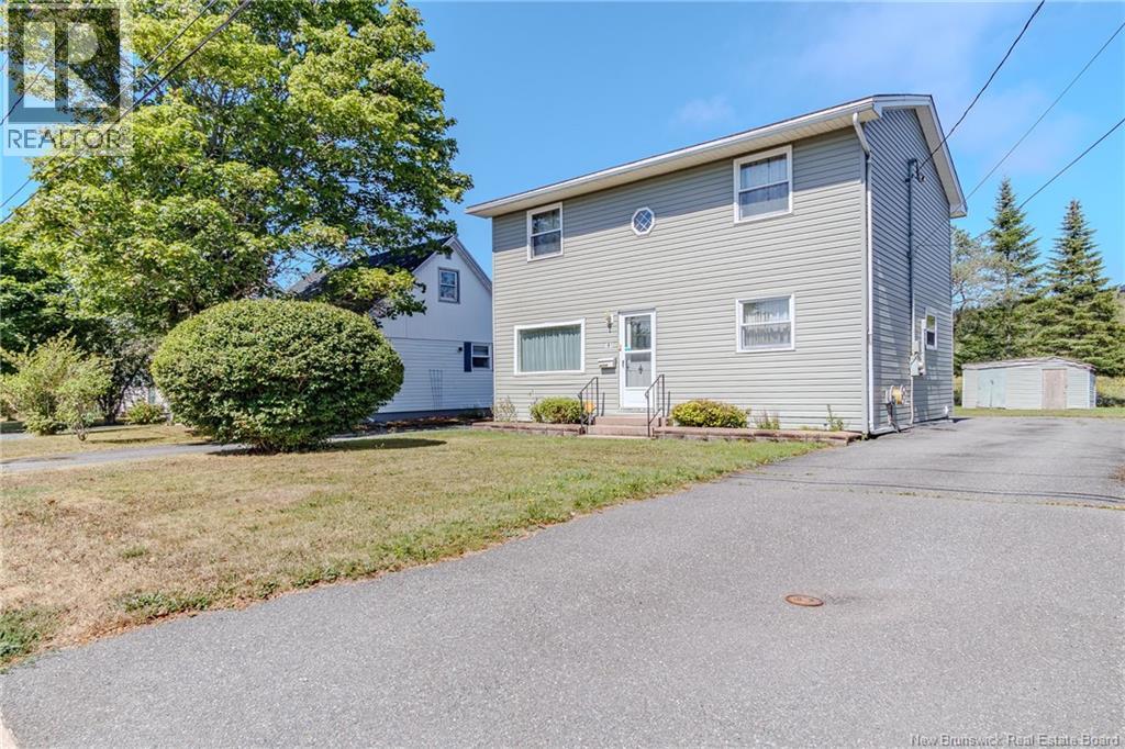 81 Broadway Avenue, Saint John, New Brunswick  E2H 1Z9 - Photo 2 - NB125639