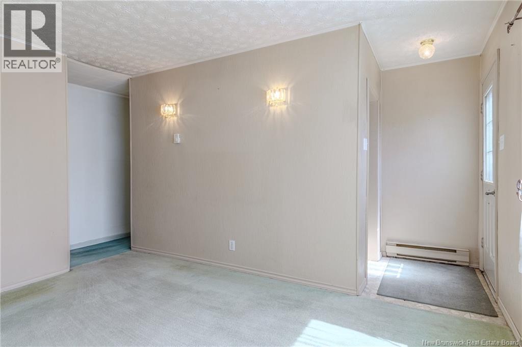 81 Broadway Avenue, Saint John, New Brunswick  E2H 1Z9 - Photo 9 - NB125639