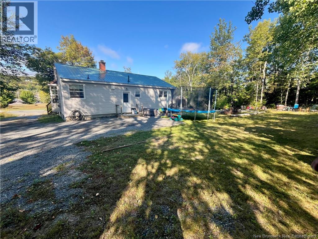 76 Inglewood Drive, Grand Bay-Westfield, New Brunswick  E5K 2E2 - Photo 4 - NB126095