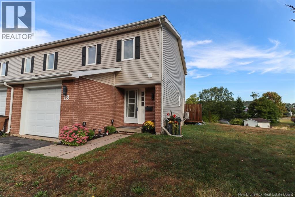 18 Driftwood Lane, Saint John, New Brunswick  E2M 5L4 - Photo 3 - NB126291