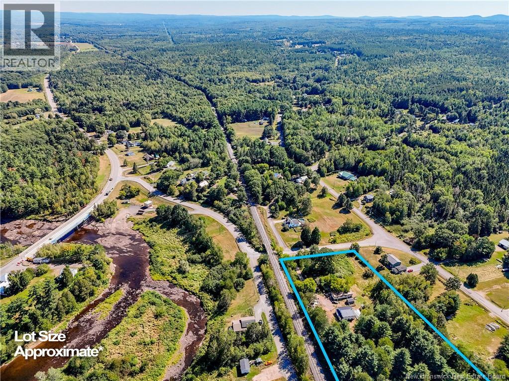 100 Riverside Drive, Fredericton Junction, New Brunswick  E5L 1V7 - Photo 32 - NB126064