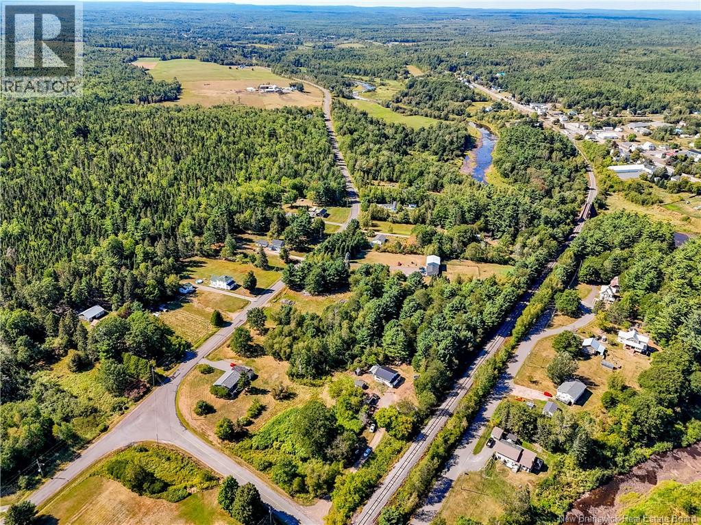 100 Riverside Drive, Fredericton Junction, New Brunswick  E5L 1V7 - Photo 34 - NB126064
