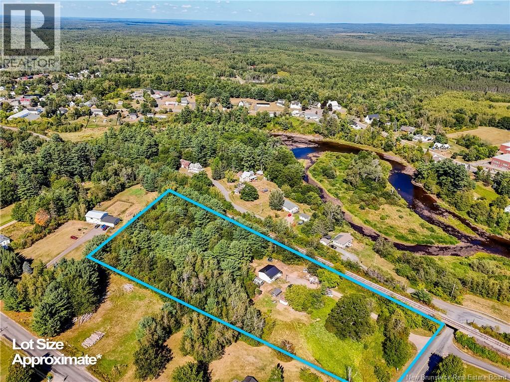 100 Riverside Drive, Fredericton Junction, New Brunswick  E5L 1V7 - Photo 44 - NB126064
