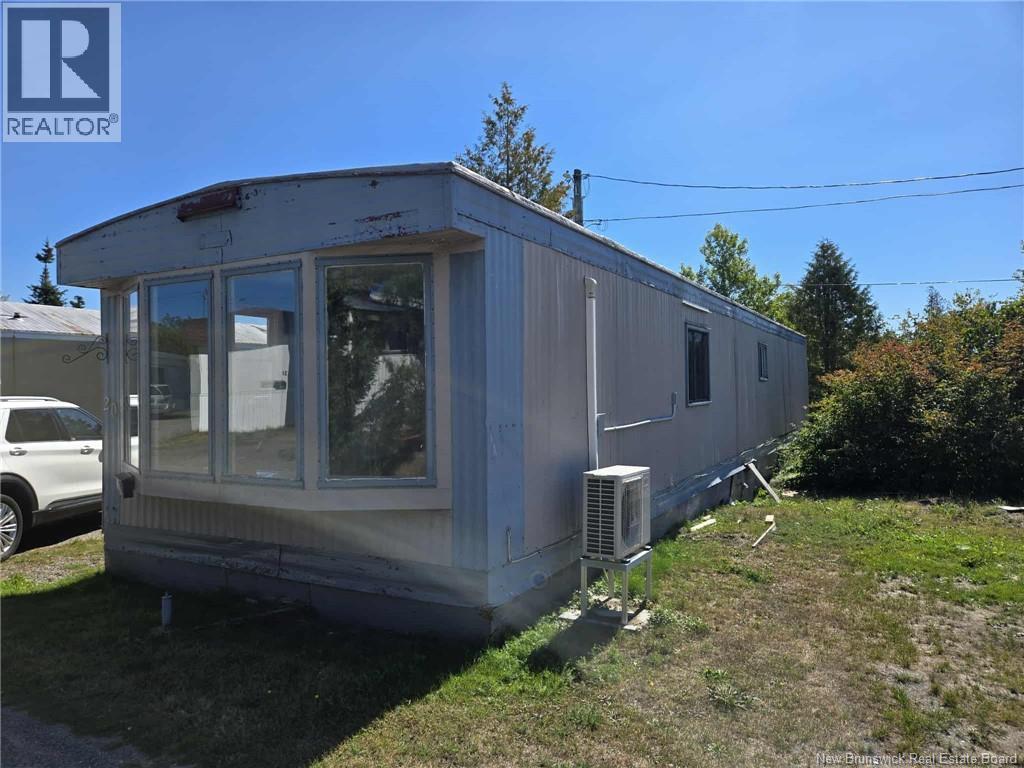 20 Edison Crescent, Saint John, New Brunswick  E2M 5X3 - Photo 11 - NB126569