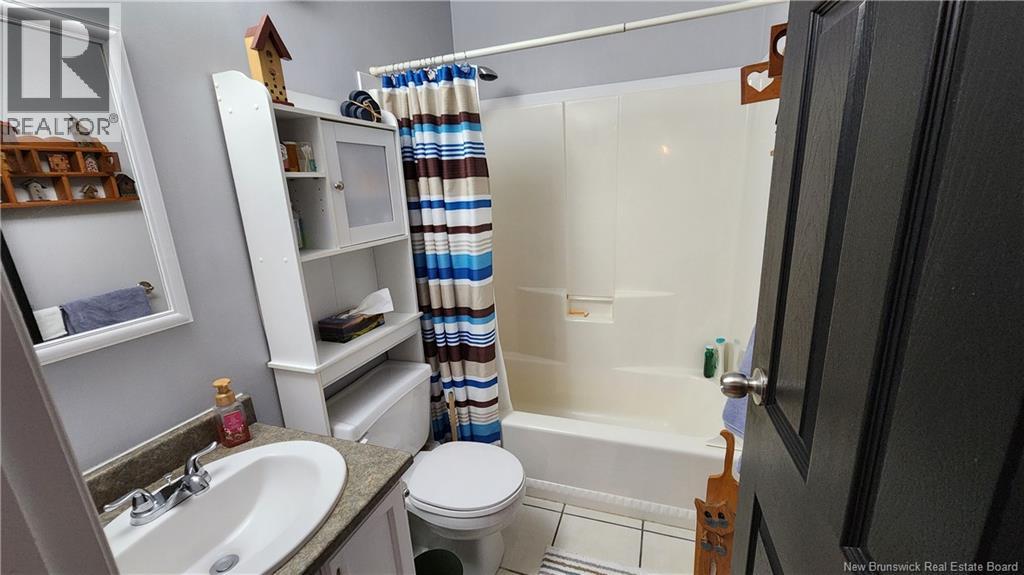 28 Meadowland Terrace, Saint John, New Brunswick  E2M 5S4 - Photo 30 - NB126751