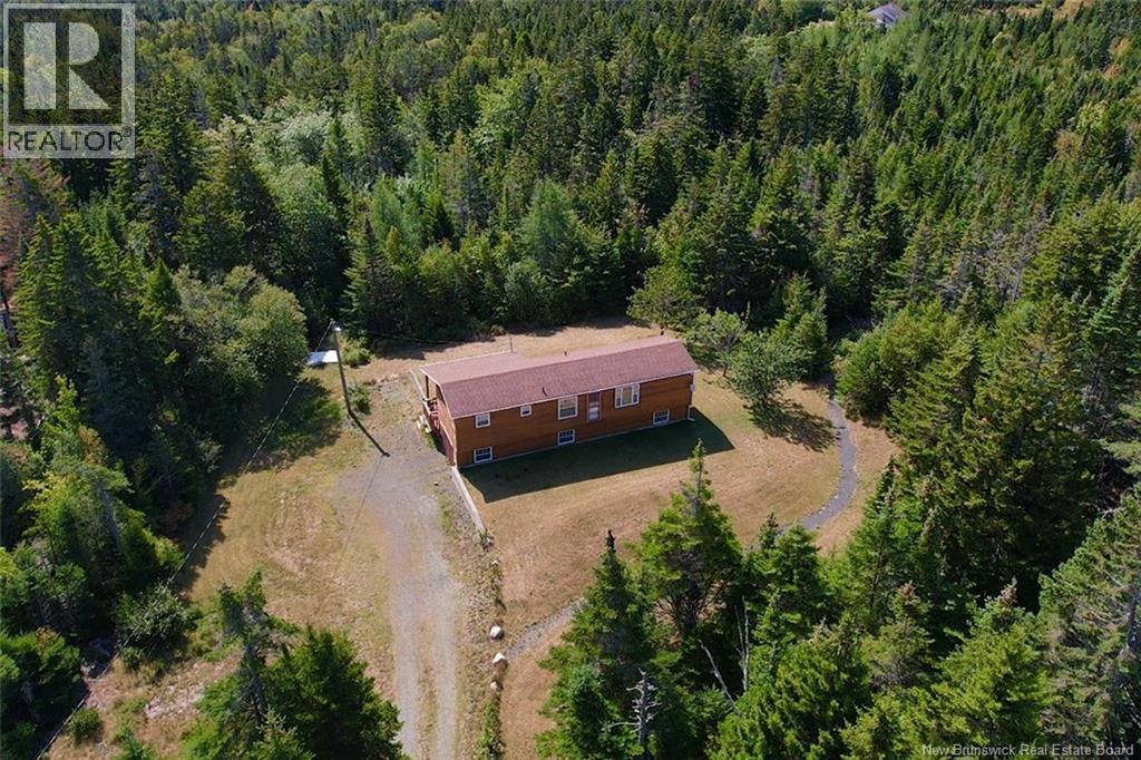 57 Millers Pond Road, Grand Manan, New Brunswick  E5G 2G9 - Photo 2 - NB126853