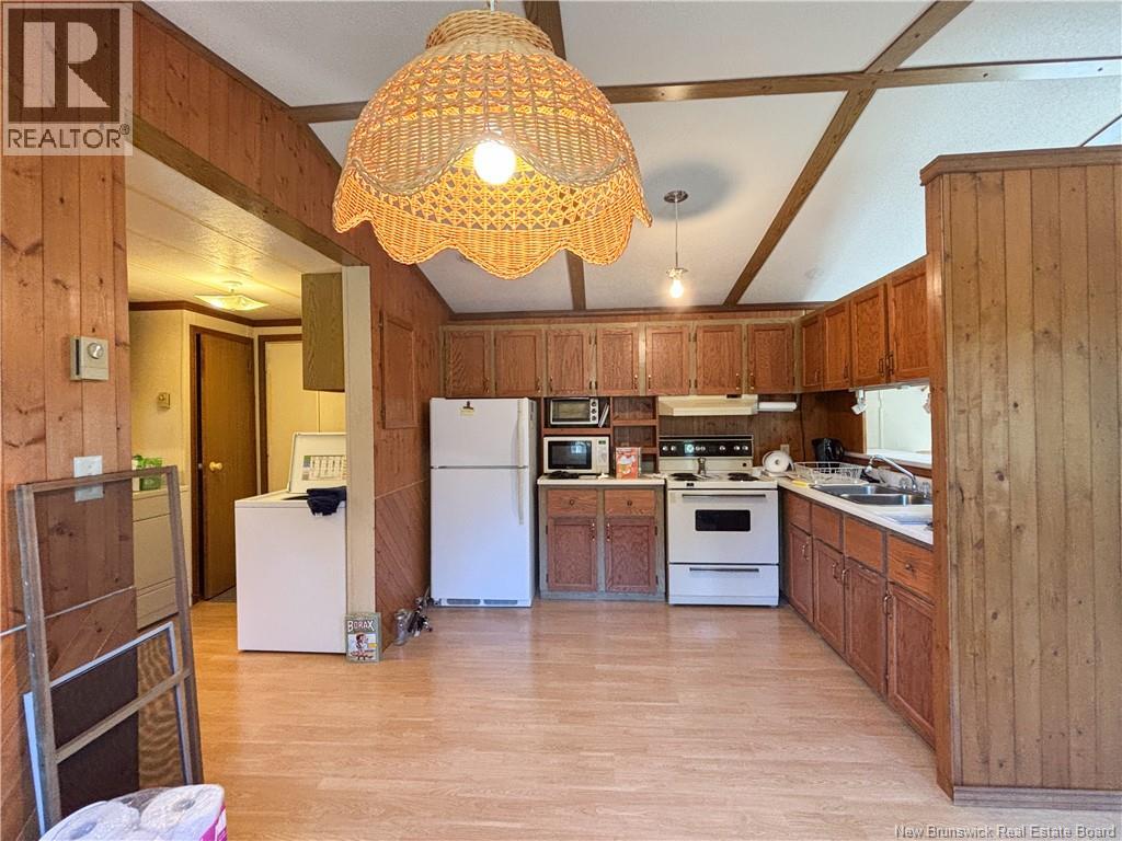 57 Millers Pond Road, Grand Manan, New Brunswick  E5G 2G9 - Photo 8 - NB126853