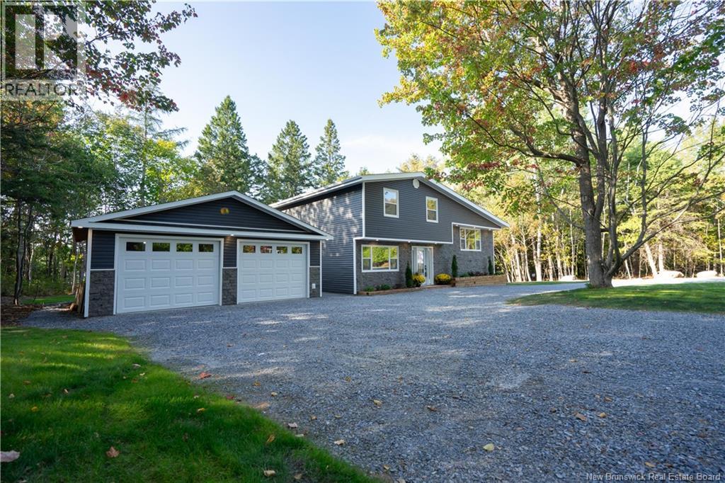 2 Ian Crescent, Rothesay, New Brunswick  E2E 5P9 - Photo 2 - NB126921
