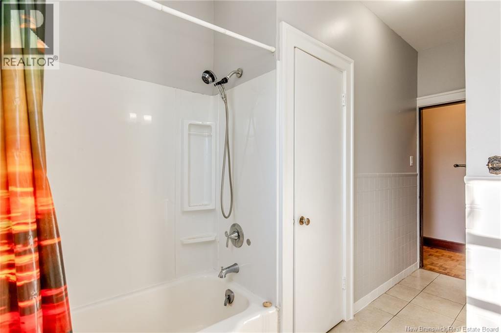 387 Fundy, Saint John, New Brunswick E2M 2R5 - Photo 26 - NB127393