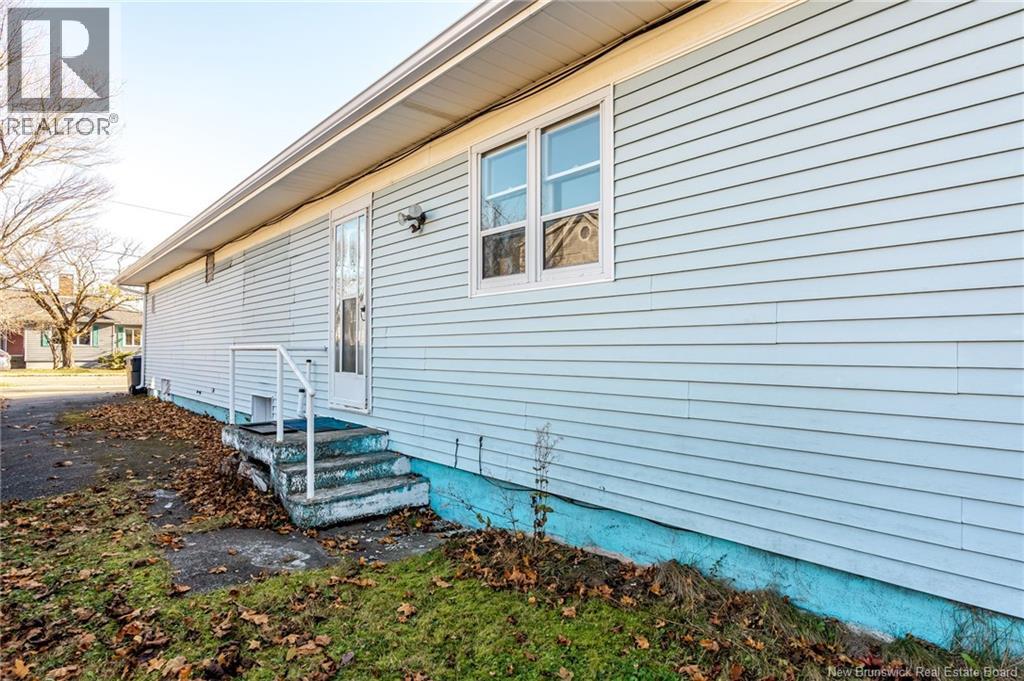 387 Fundy, Saint John, New Brunswick E2M 2R5 - Photo 42 - NB127393