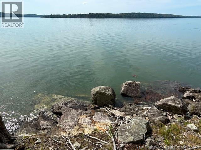 Hills Point Road Oak Bay, St. Stephen, New Brunswick  E3L 4J9 - Photo 11 - NB127576