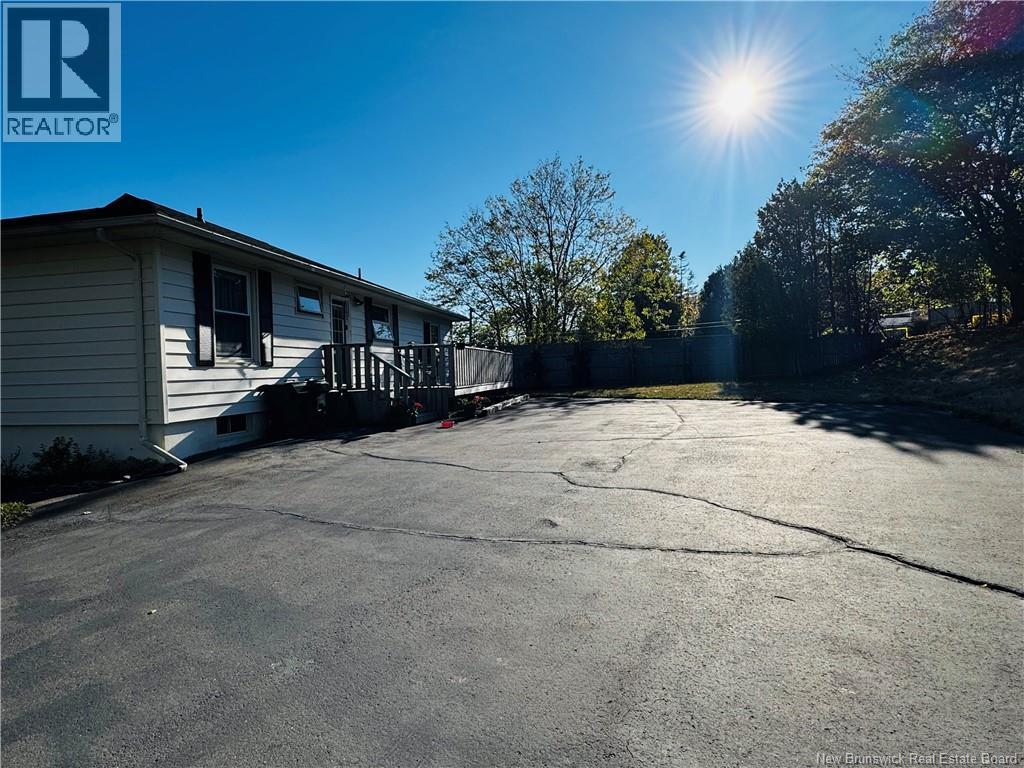 400 Clearview Row, Saint John, New Brunswick  E2M 3Z1 - Photo 18 - NB127636