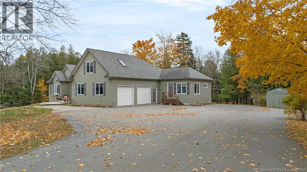 186 Pettingill Road, Quispamsis, New Brunswick  E2E 2V6 - Photo 2 - NB127331