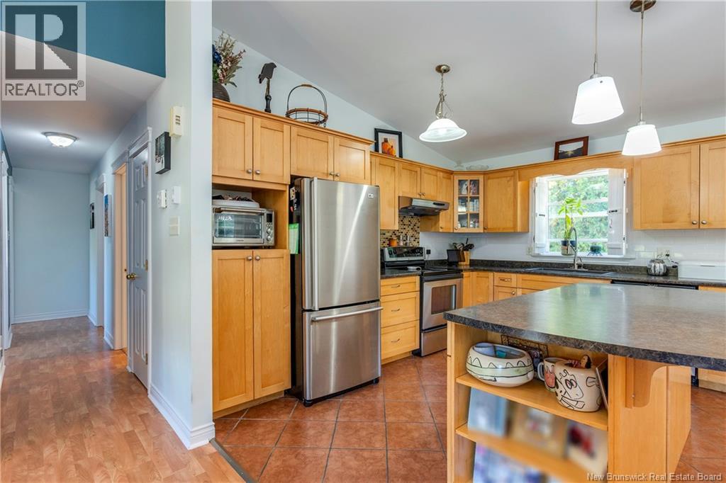 32 Birchdale Avenue, Quispamsis, New Brunswick  E2E 4Y8 - Photo 6 - NB127605