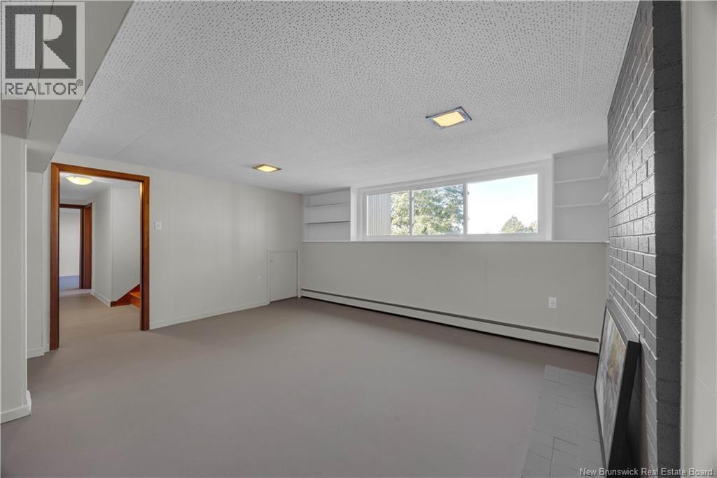 74 Elizabeth Parkway, Rothesay, New Brunswick  E2H 1E9 - Photo 23 - NB128008