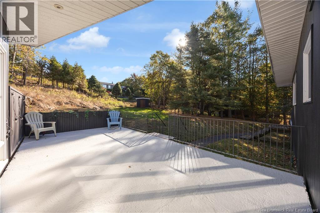 74 Elizabeth Parkway, Rothesay, New Brunswick  E2H 1E9 - Photo 35 - NB128008