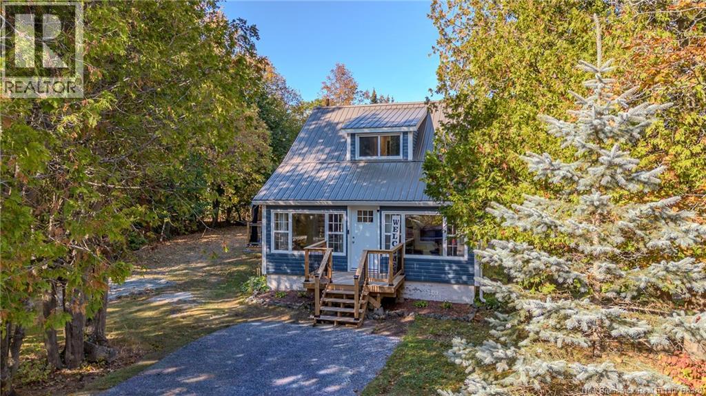 45 Belmont Road, Saint John, New Brunswick  E2M 6J9 - Photo 2 - NB128065