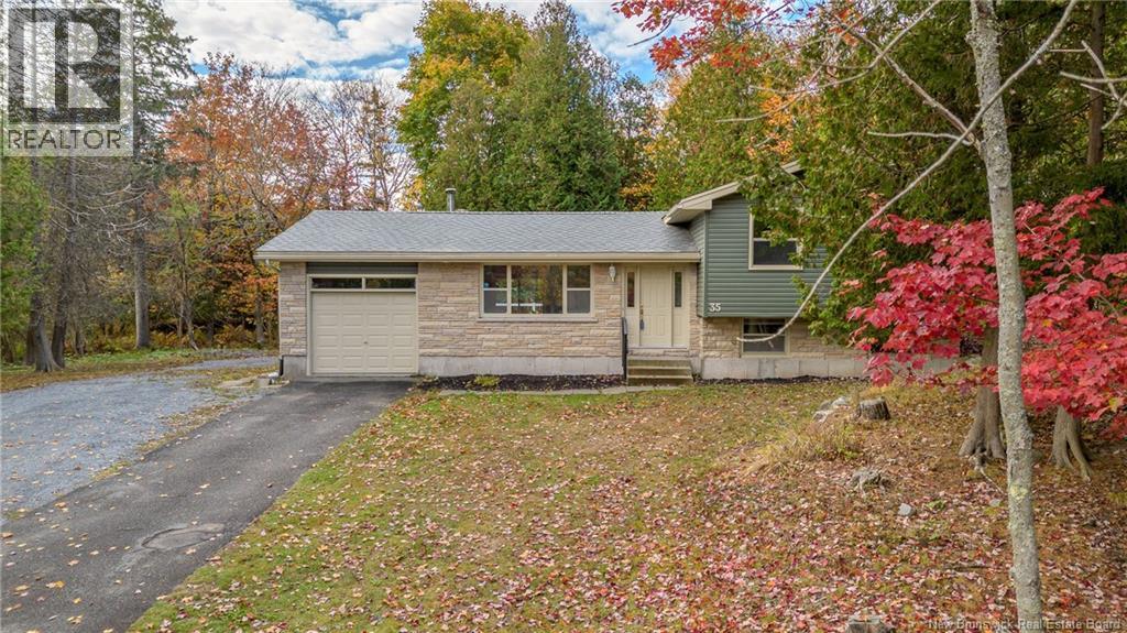 35 Highland Avenue, Rothesay, New Brunswick  E2E 5N1 - Photo 3 - NB128618