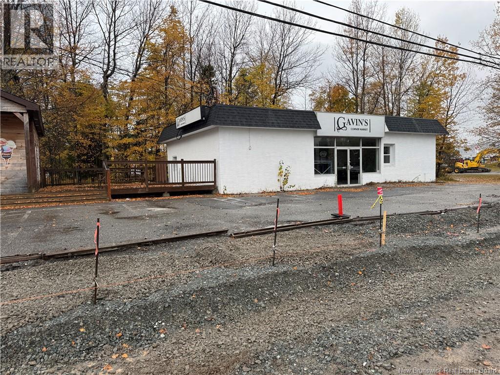 16 Scott Avenue, Rothesay, New Brunswick  E2E 2K3 - Photo 8 - NB129148