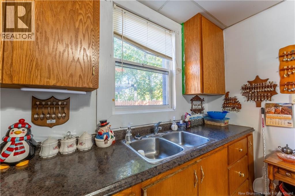 15 Veazey Street, St. Stephen, New Brunswick  E3L 2E8 - Photo 10 - NB129240