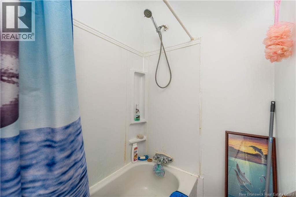 15 Veazey Street, St. Stephen, New Brunswick  E3L 2E8 - Photo 21 - NB129240