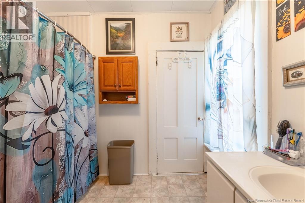 15 Veazey Street, St. Stephen, New Brunswick  E3L 2E8 - Photo 29 - NB129240