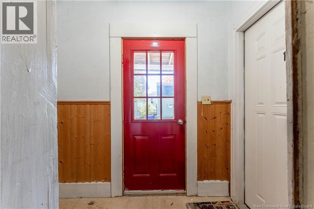 15 Veazey Street, St. Stephen, New Brunswick  E3L 2E8 - Photo 37 - NB129240