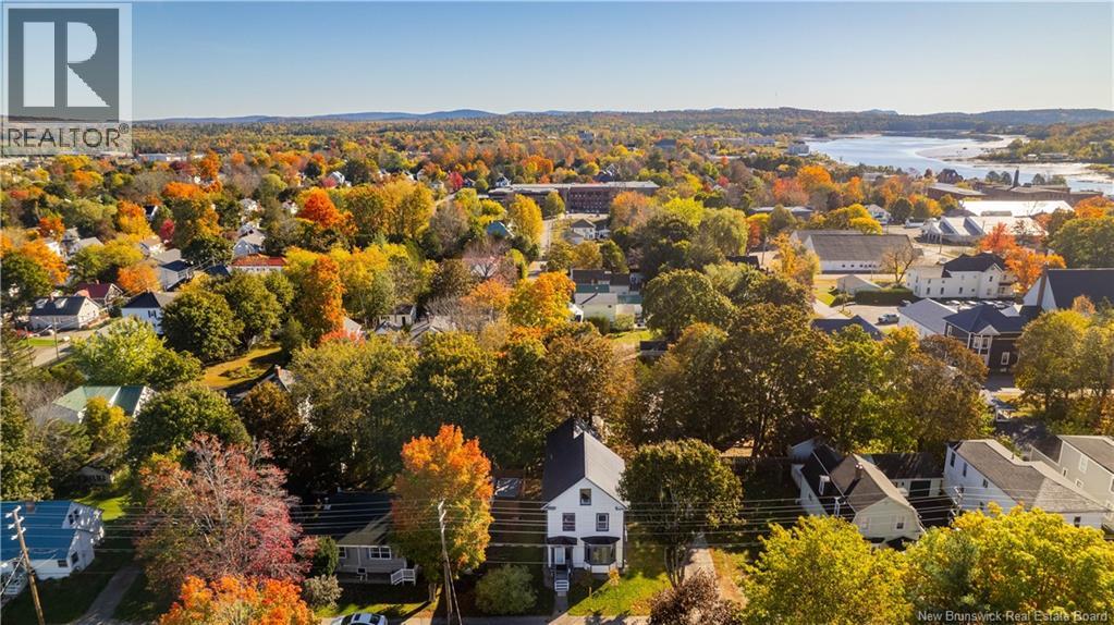 15 Veazey Street, St. Stephen, New Brunswick  E3L 2E8 - Photo 45 - NB129240