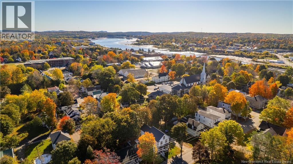 15 Veazey Street, St. Stephen, New Brunswick  E3L 2E8 - Photo 46 - NB129240