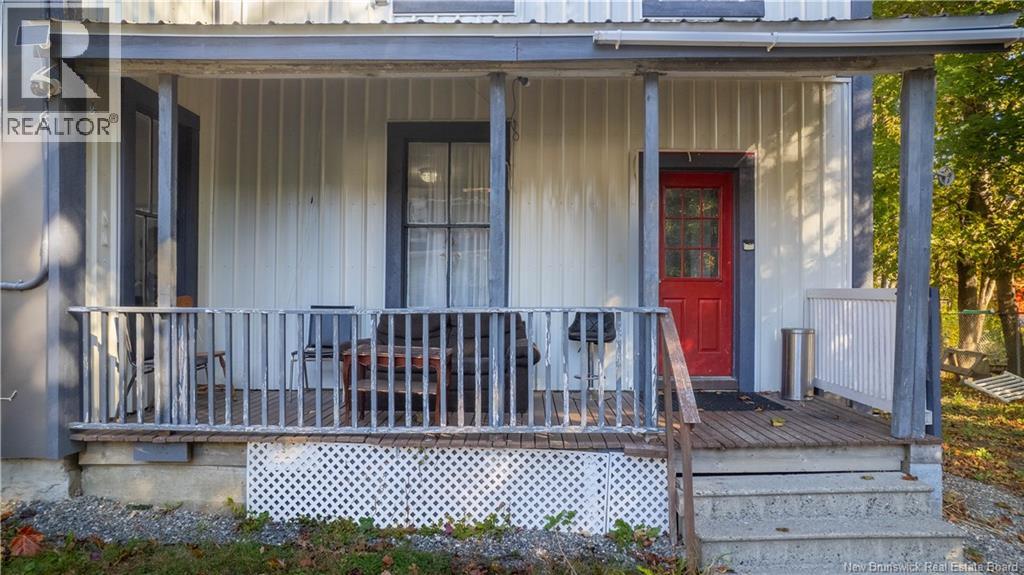 15 Veazey Street, St. Stephen, New Brunswick  E3L 2E8 - Photo 5 - NB129240