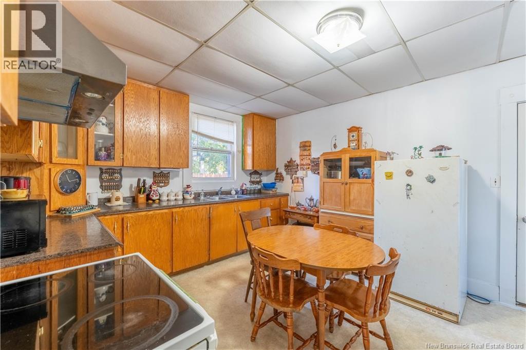 15 Veazey Street, St. Stephen, New Brunswick  E3L 2E8 - Photo 9 - NB129240