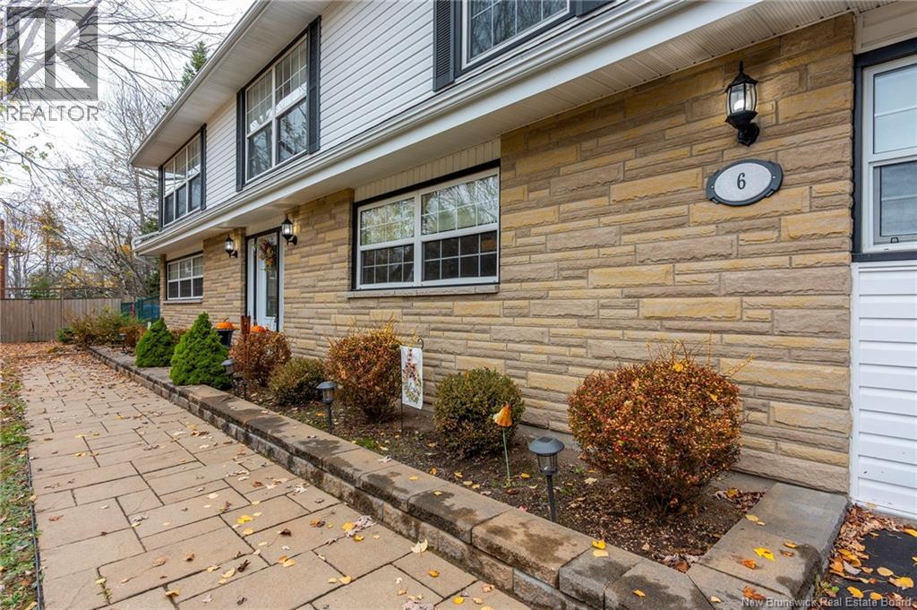 6 Lori Court, Rothesay, New Brunswick  E2E 2J5 - Photo 3 - NB129344