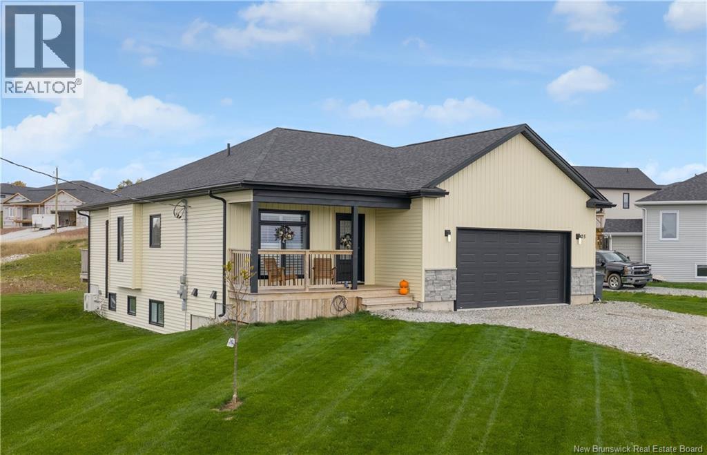 25 Merlin Drive, Quispamsis, New Brunswick