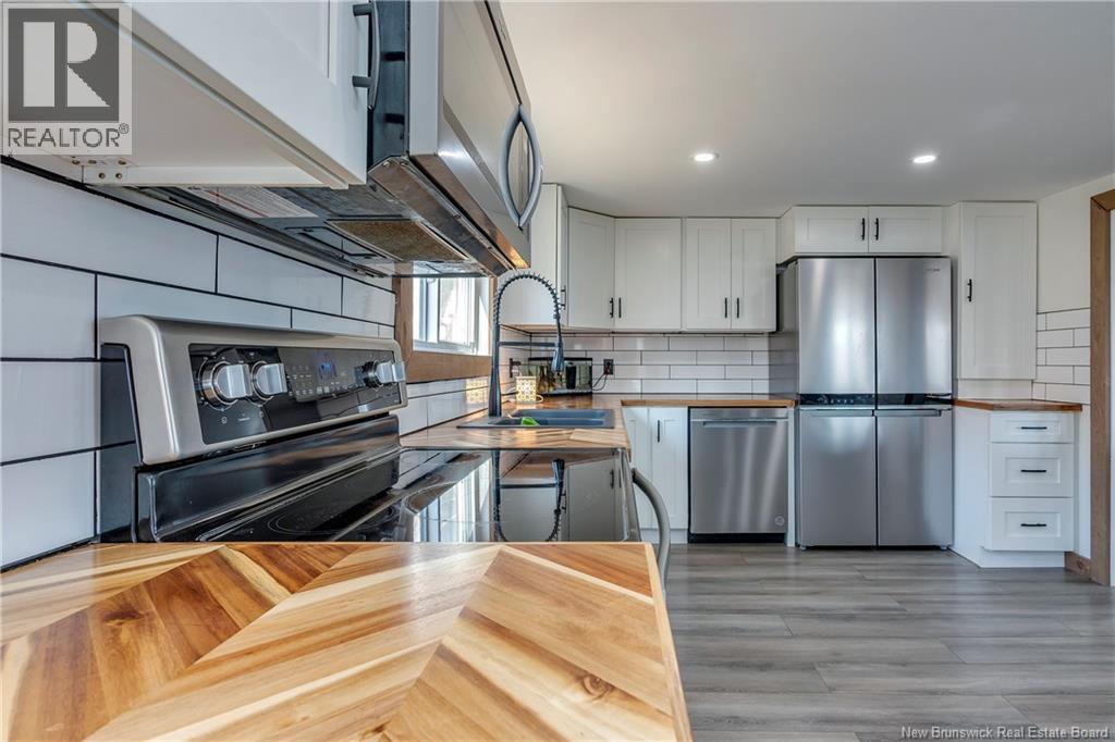 8980 Route 102, Grand Bay-Westfield, New Brunswick  E2M 7B6 - Photo 9 - NB129412