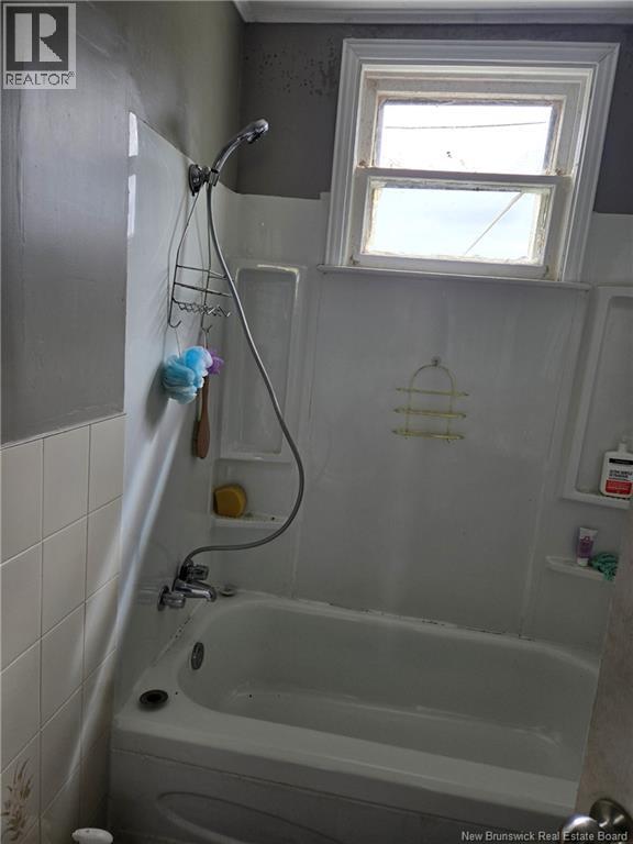 607-609 Ready, Saint John, New Brunswick E2M 3S4 - Photo 12 - NB129524