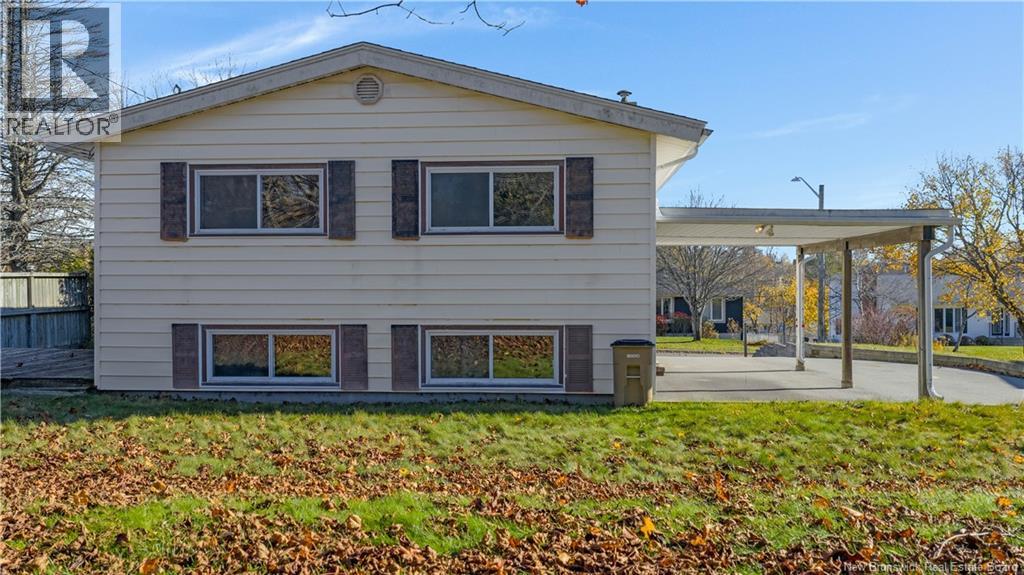 115 Valleyview Crescent, Saint John, New Brunswick E2M 4L4 - Photo 5 - NB129871