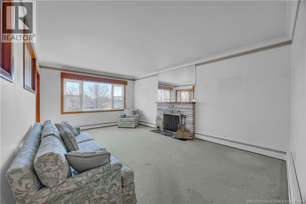 115 Valleyview Crescent, Saint John, New Brunswick E2M 4L4 - Photo 8 - NB129871