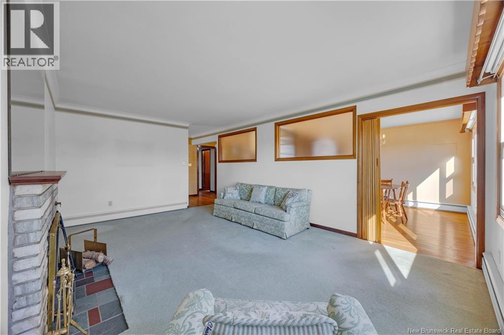 115 Valleyview Crescent, Saint John, New Brunswick E2M 4L4 - Photo 9 - NB129871