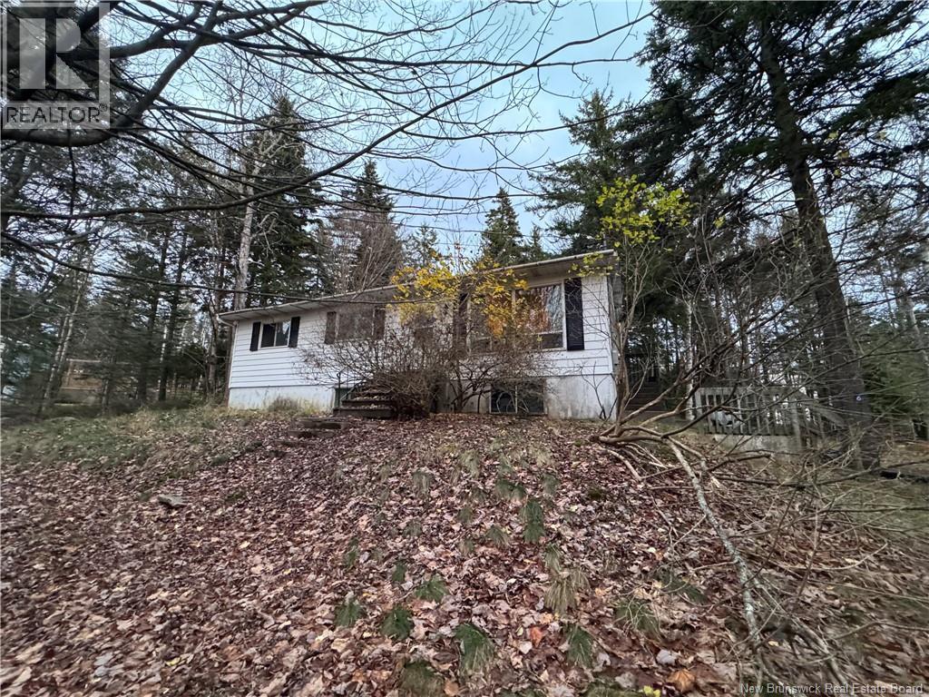 6 Wynn Street, Rothesay, New Brunswick E2E 2B4 - Photo 3 - NB130148