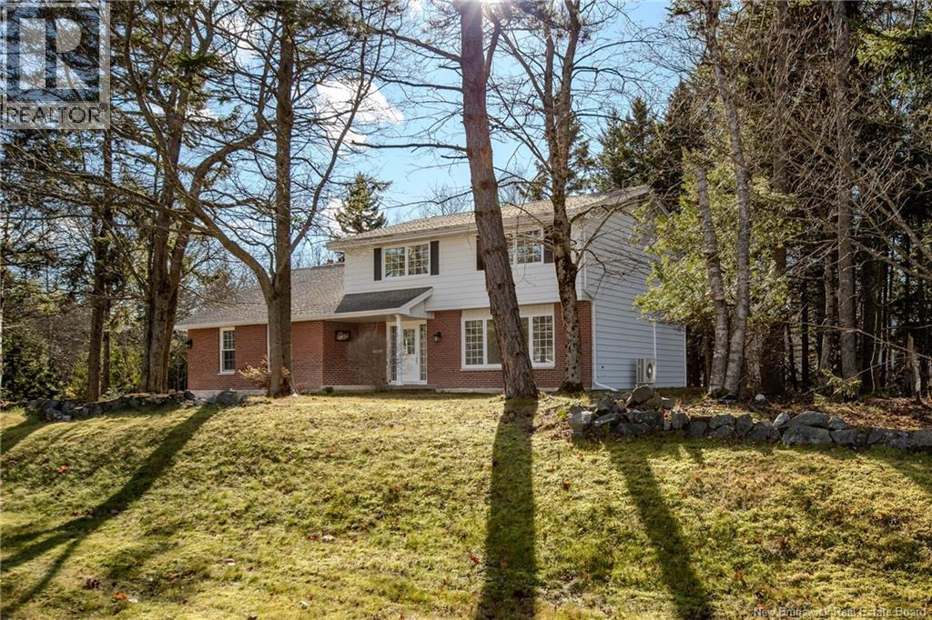 15 Linden Crescent, Rothesay, New Brunswick E2E 5R8 - Photo 3 - NB129786