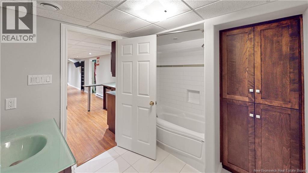 39 Elizabeth Parkway, Rothesay, New Brunswick  E2H 1E8 - Photo 44 - NB128710