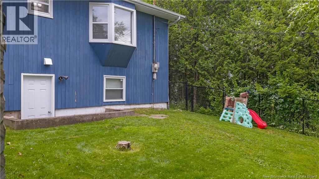 17 Maplecrest Drive, Rothesay, New Brunswick  E2H 1K2 - Photo 10 - NB130519