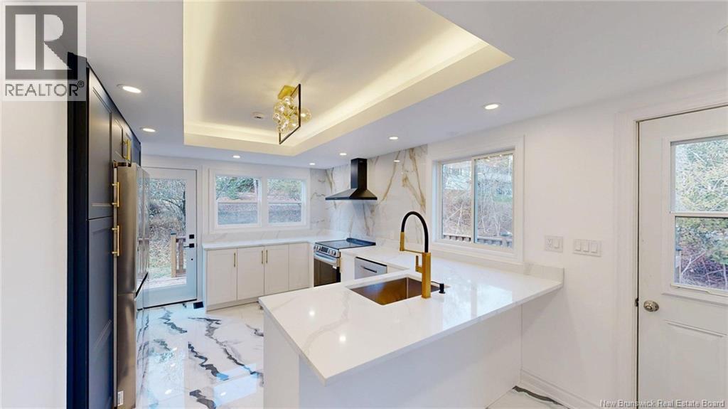 31 Lakeview Road, Grand Bay-Westfield, New Brunswick E5K 1V2 - Photo 7 - NB129770