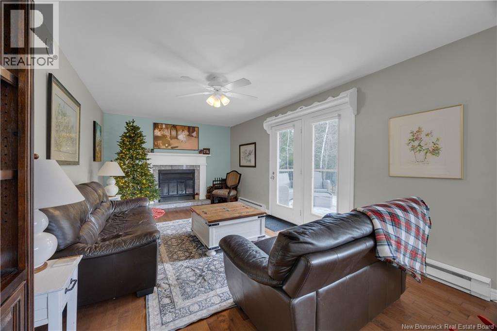 15 Valentine Boulevard, Saint John, New Brunswick E2M 5G9 - Photo 11 - NB130264