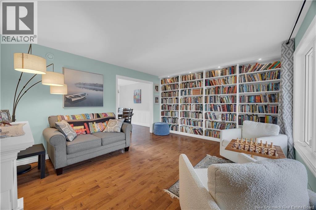 15 Valentine Boulevard, Saint John, New Brunswick E2M 5G9 - Photo 4 - NB130264