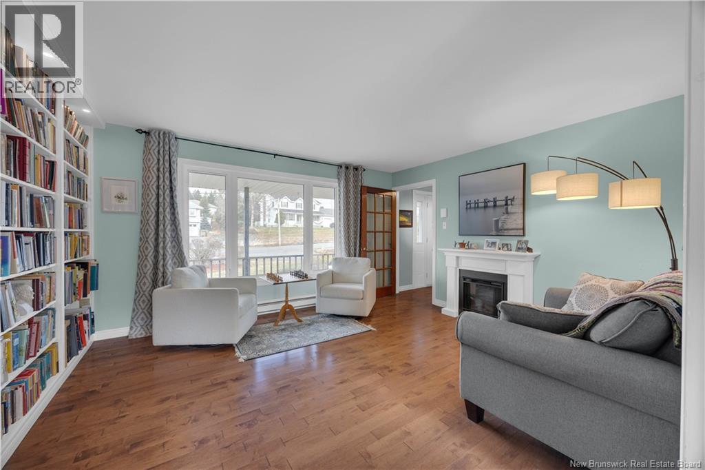 15 Valentine Boulevard, Saint John, New Brunswick E2M 5G9 - Photo 5 - NB130264