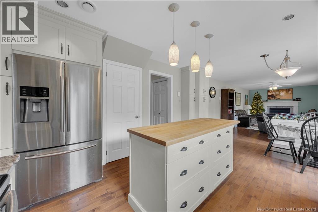 15 Valentine Boulevard, Saint John, New Brunswick E2M 5G9 - Photo 9 - NB130264